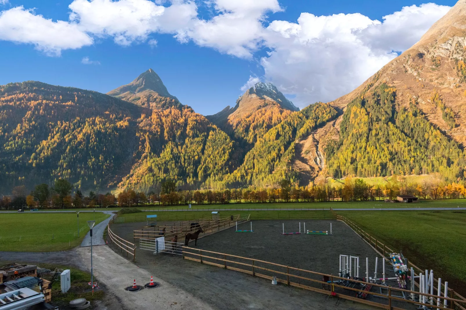 Chalet Friedl-Areas summer 1km