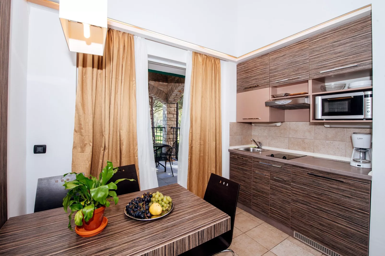 Zaton Holiday Resort - AP/5-6 Comfort 4 Stars 58 qm 6 Pers-Kitchen