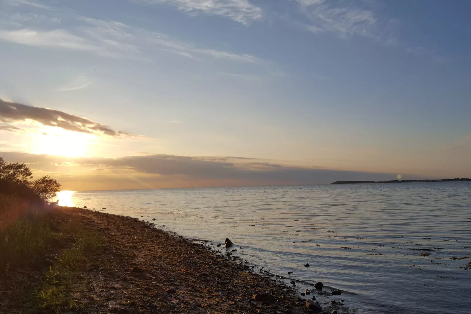An der Wismarbucht mit Kamin-Areas summer 1km