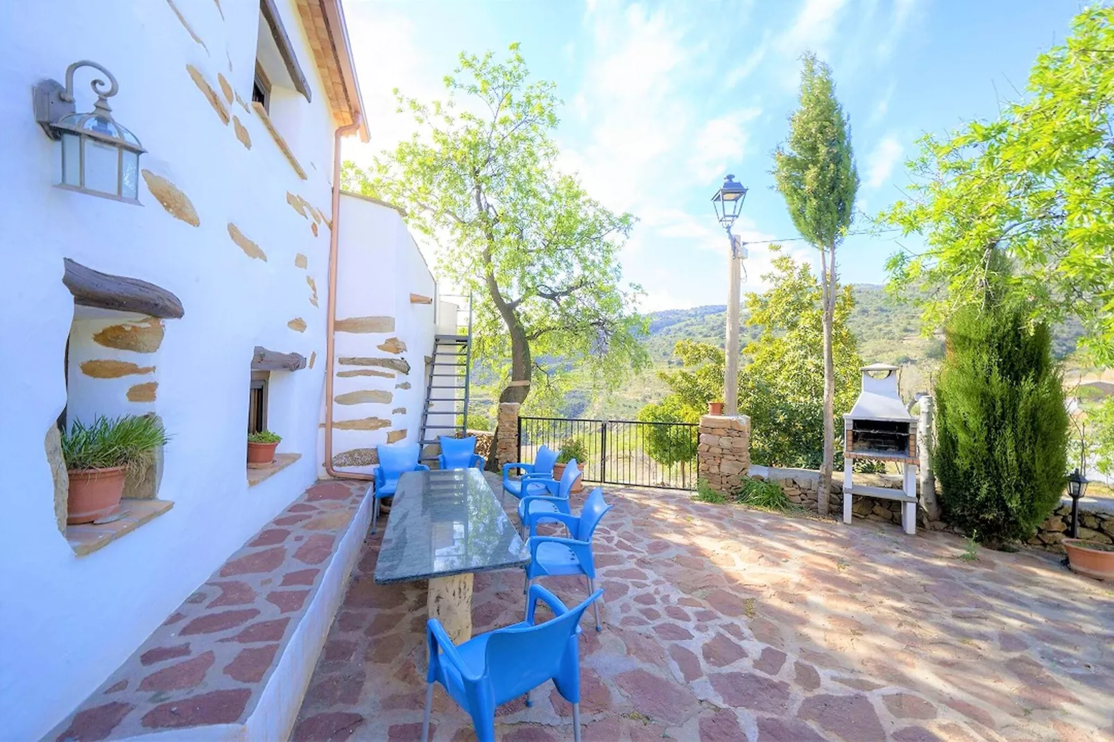 La Curiosa-Terrace balcony