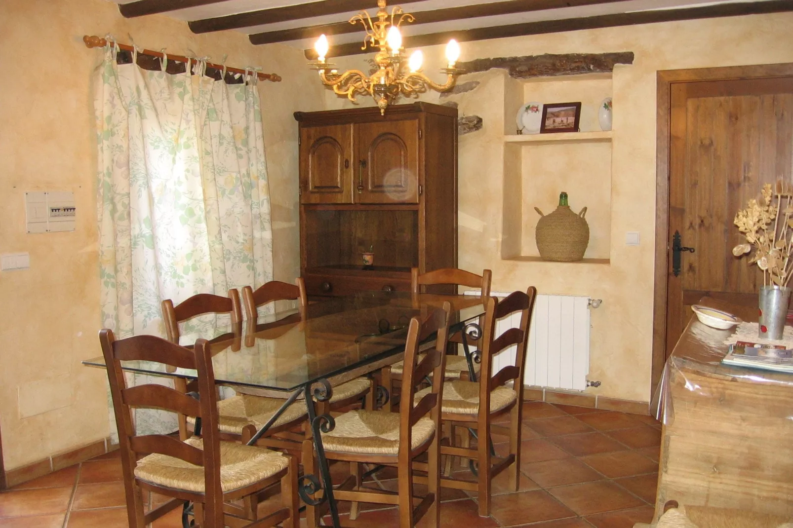La Curiosa-Dining room