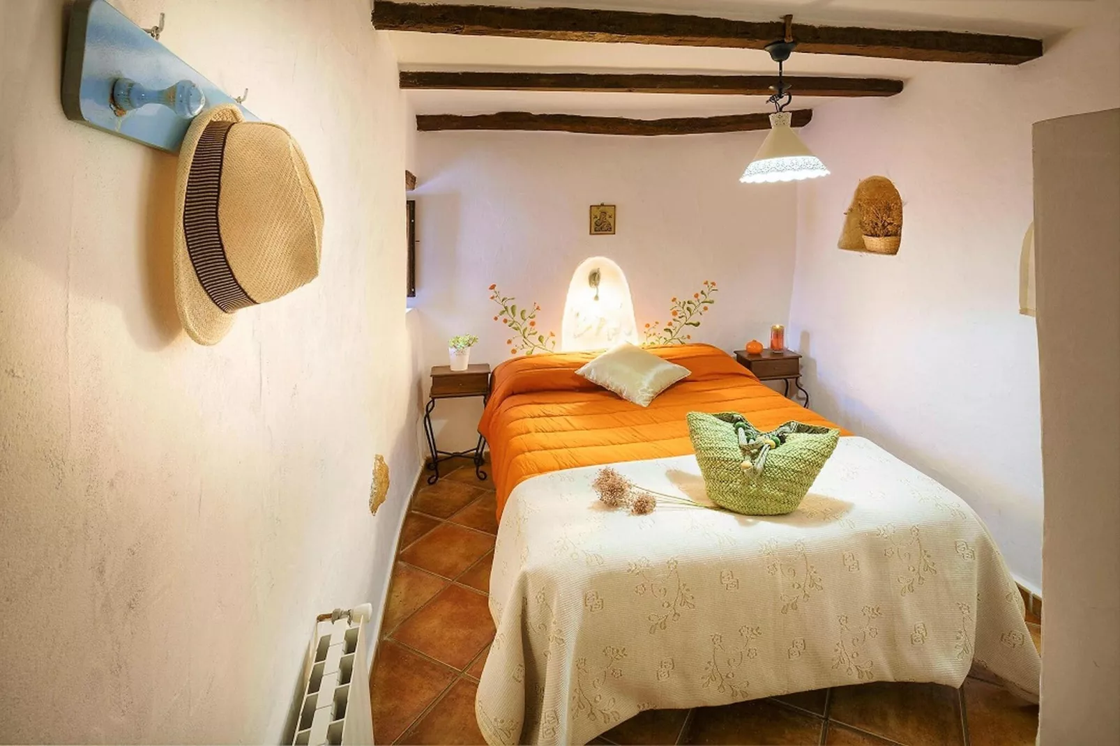 La Curiosa-Bedroom