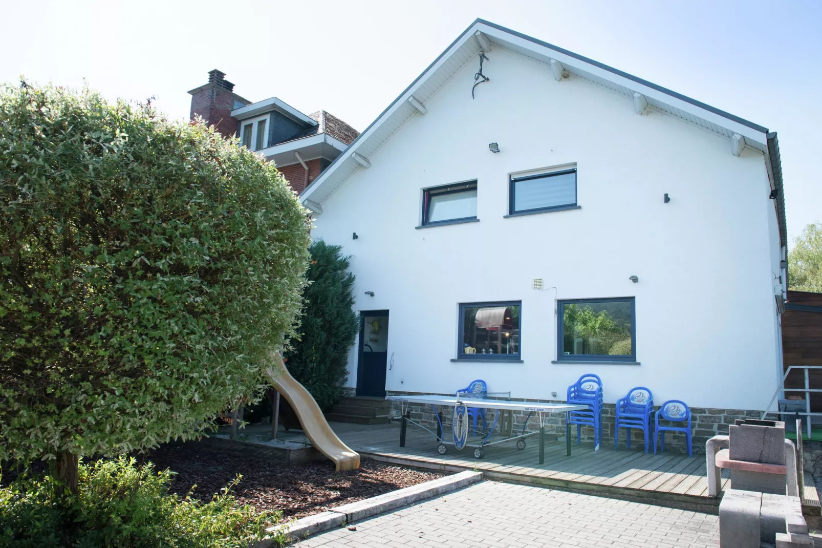 Le Loft-Exterior summer