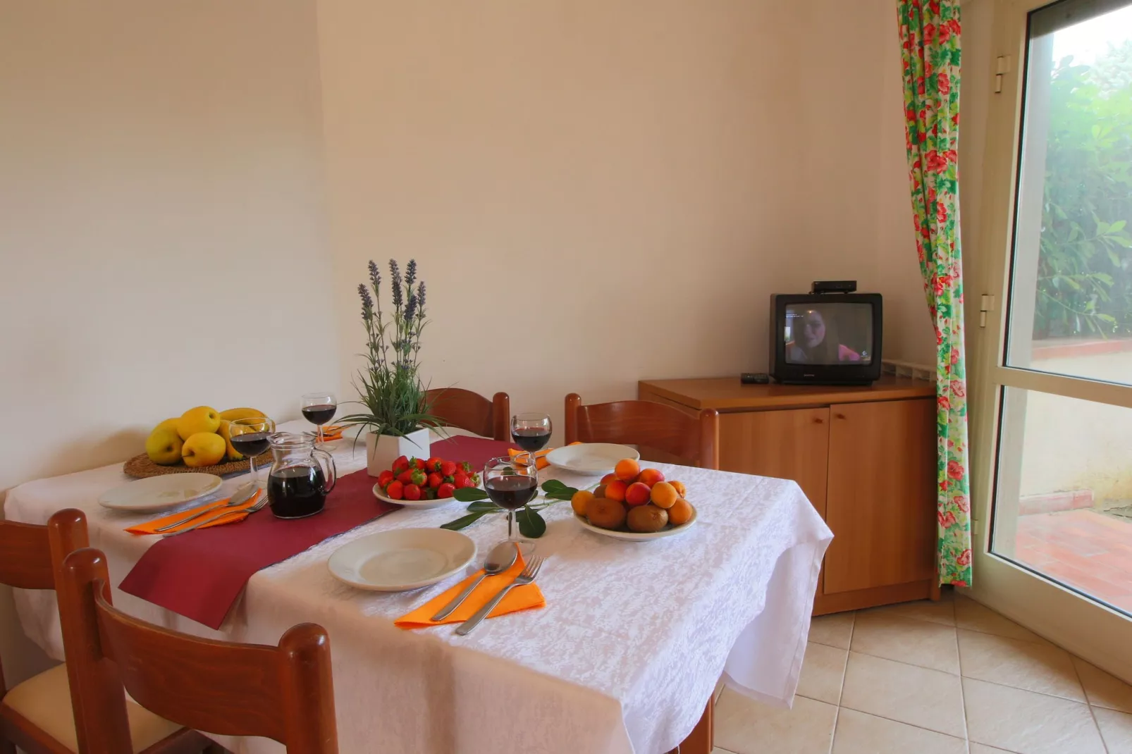 Saline-Dining room