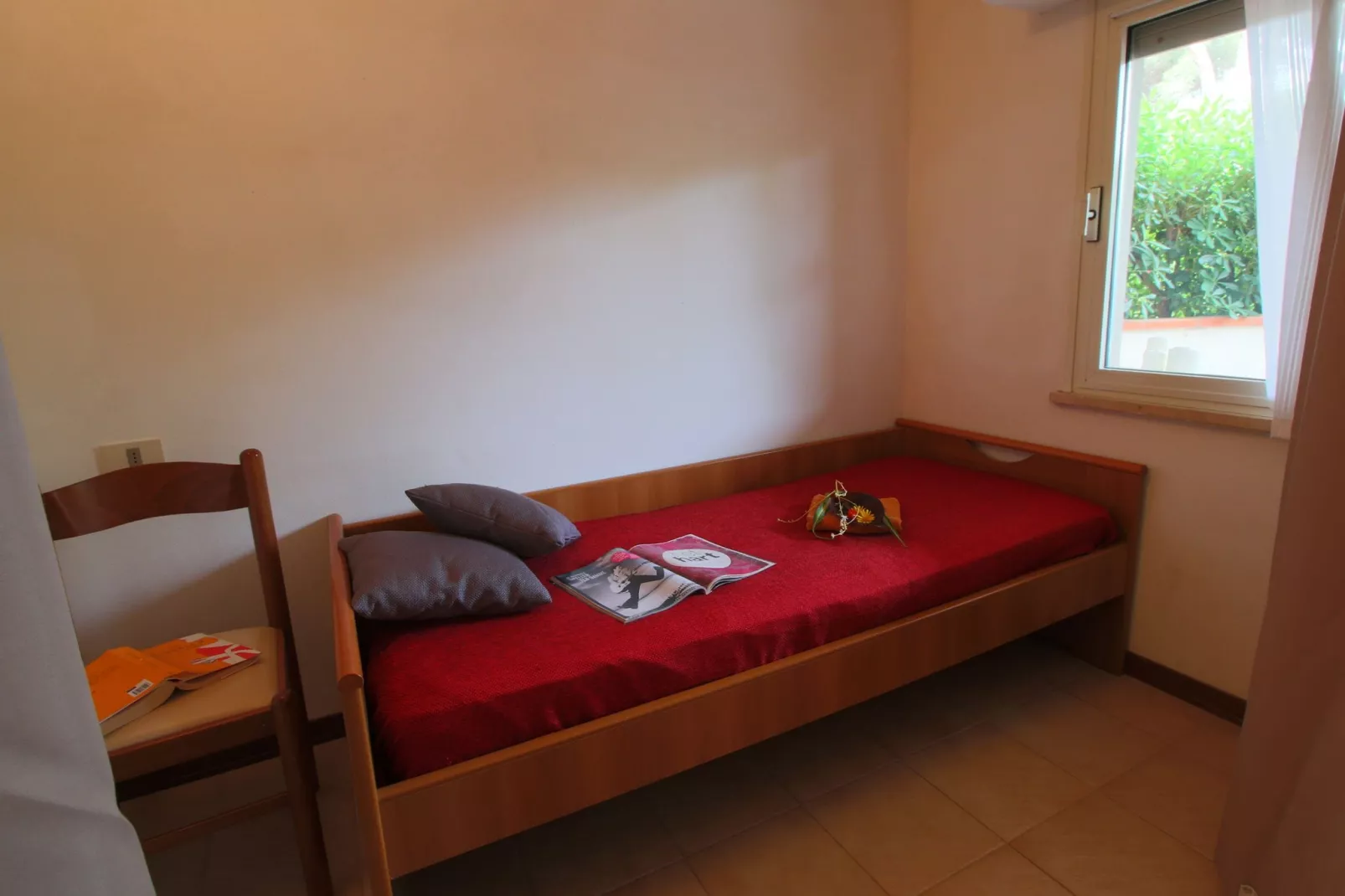 Saline-Bedroom