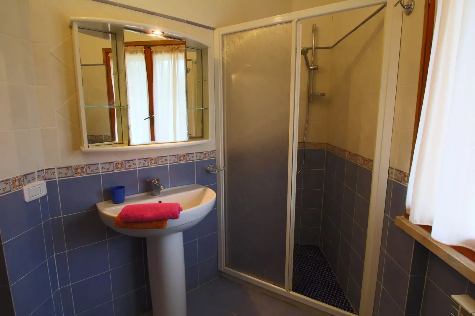 Marangone-Bathroom