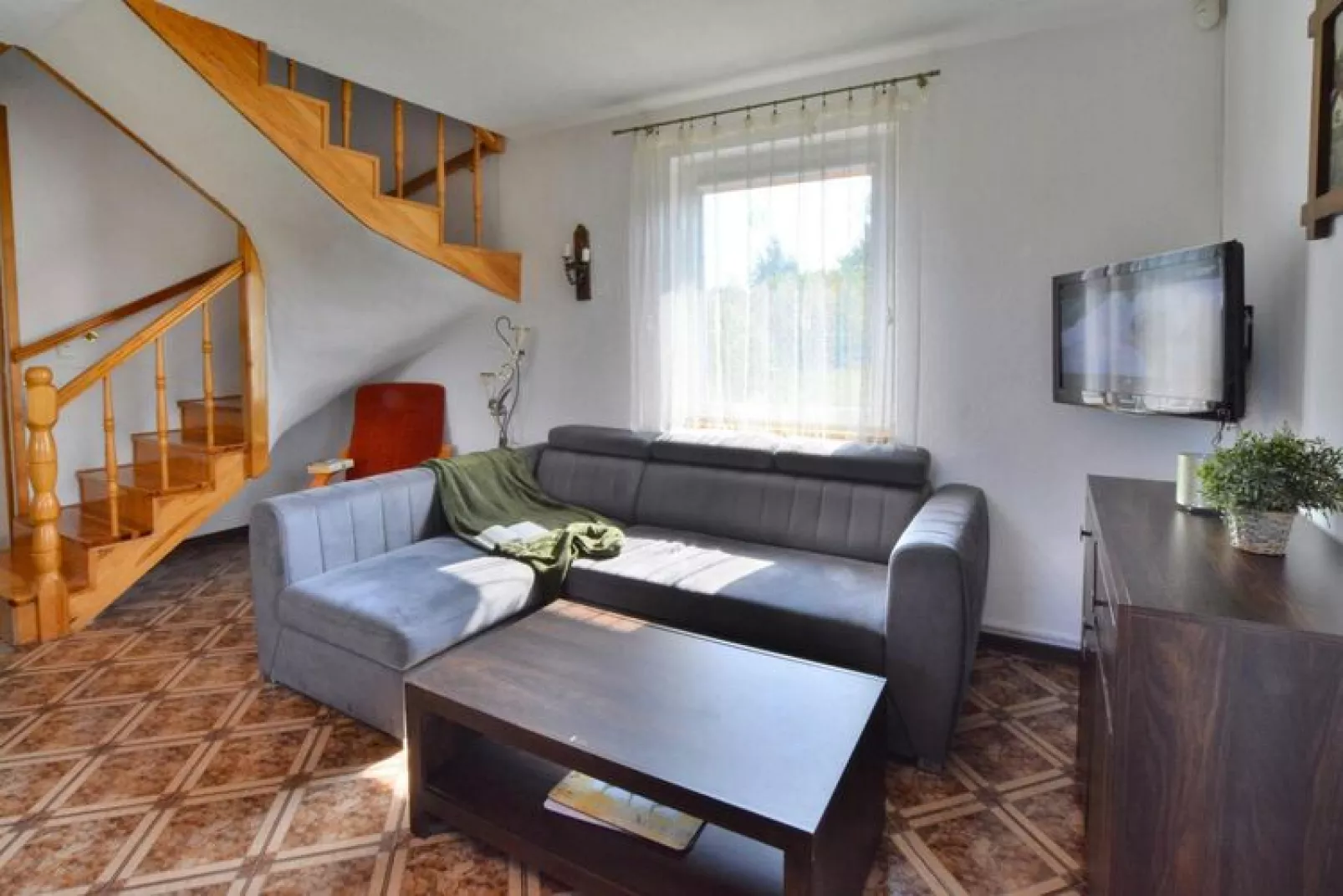 Pietrowy dom wakacyjny dla 8 osób 100 m2 Wicie-Living room