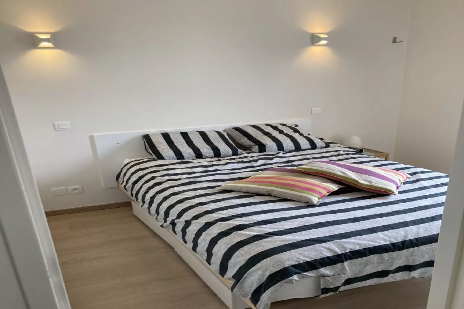 Appartement moderne avec terrasse - Schlafzimmer