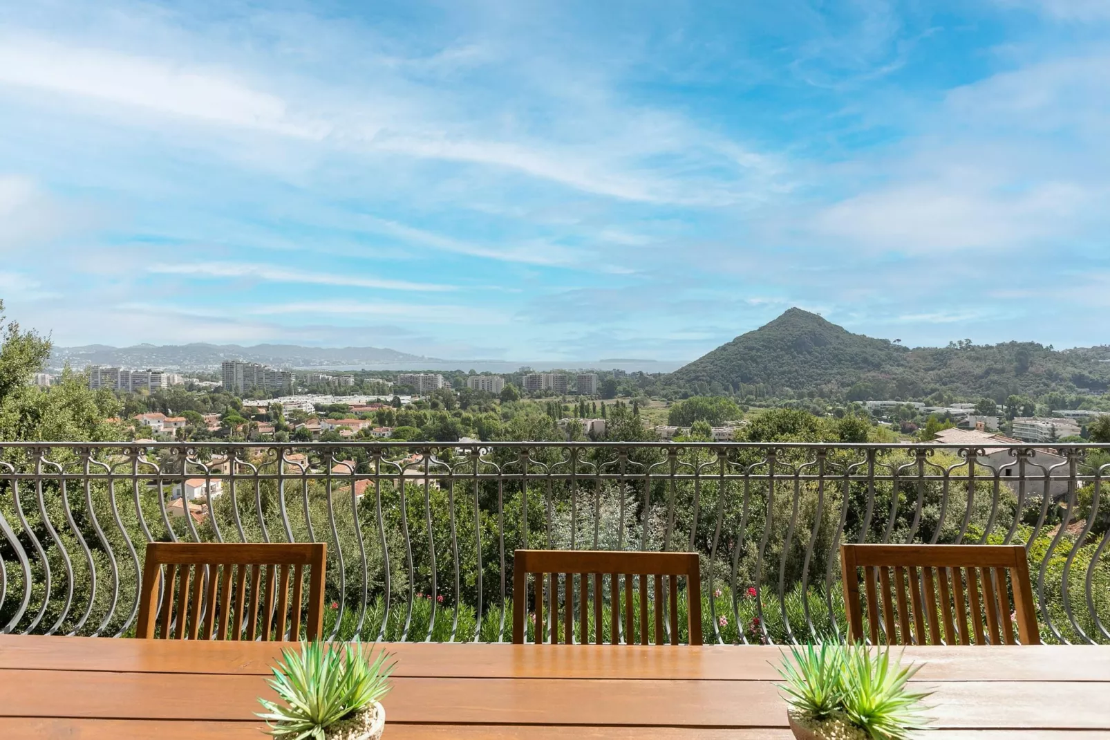 Villa Marguerite Sea View-Vue d'été
