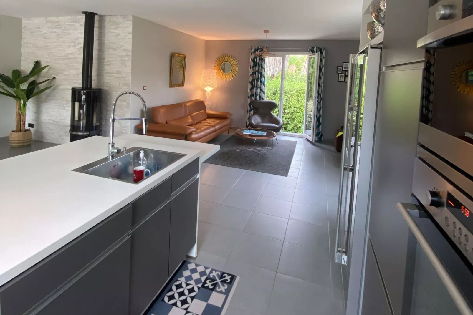 Petit Maure-Kitchen