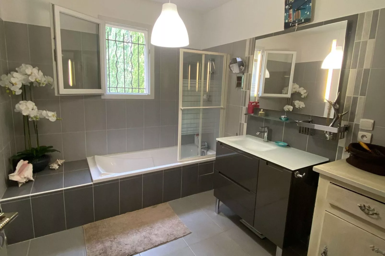Petit Maure-Bathroom