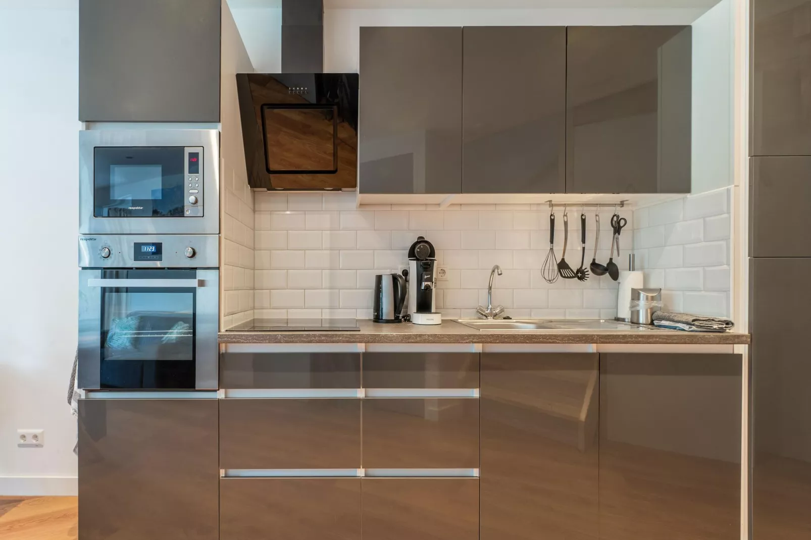 NR 5-Kitchen