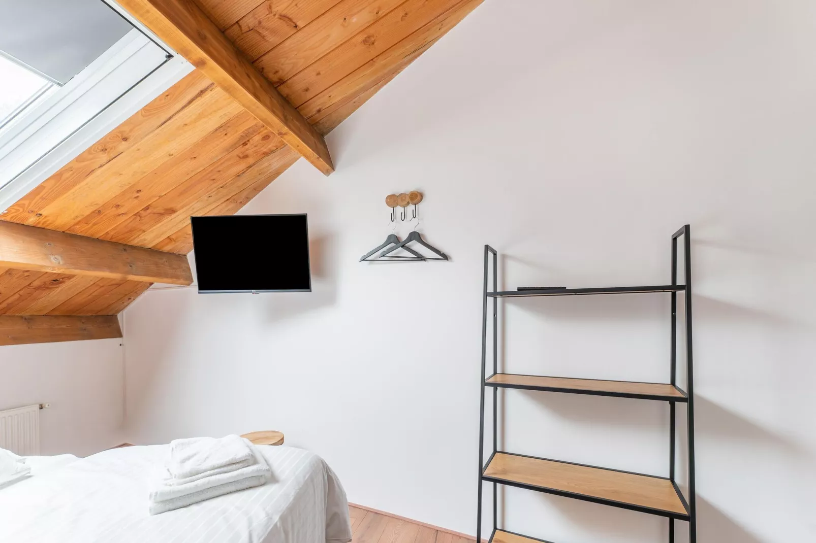 NR 5-Bedroom