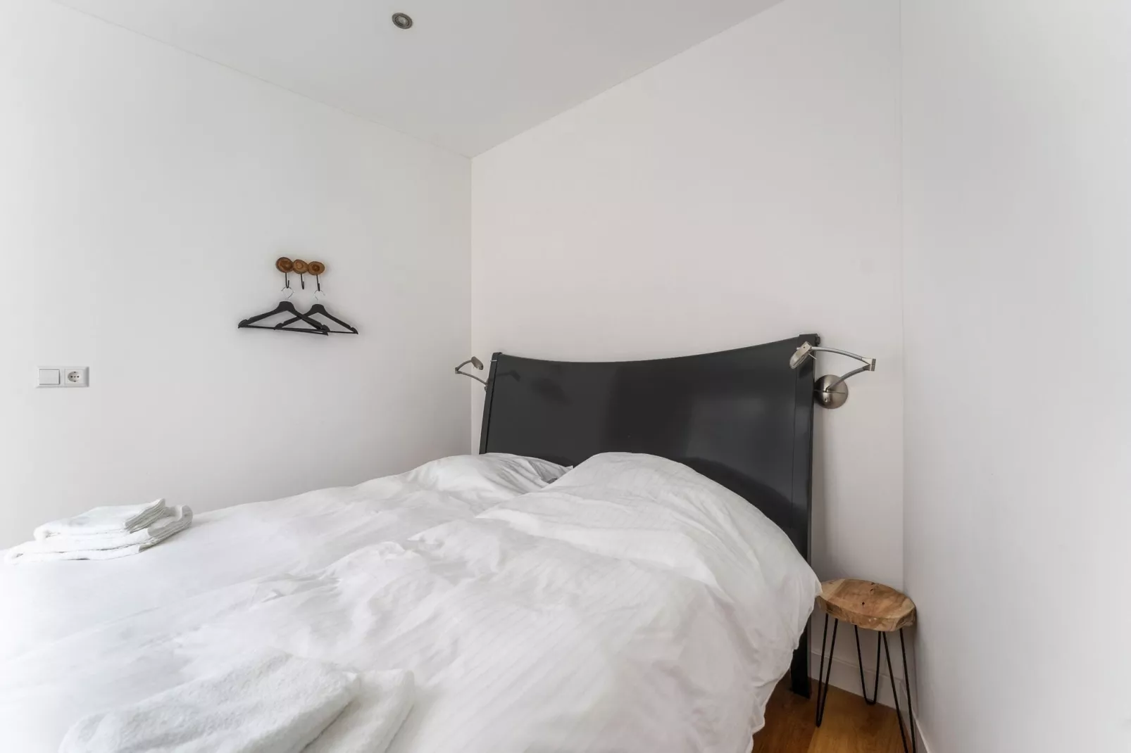 NR 5-Bedroom
