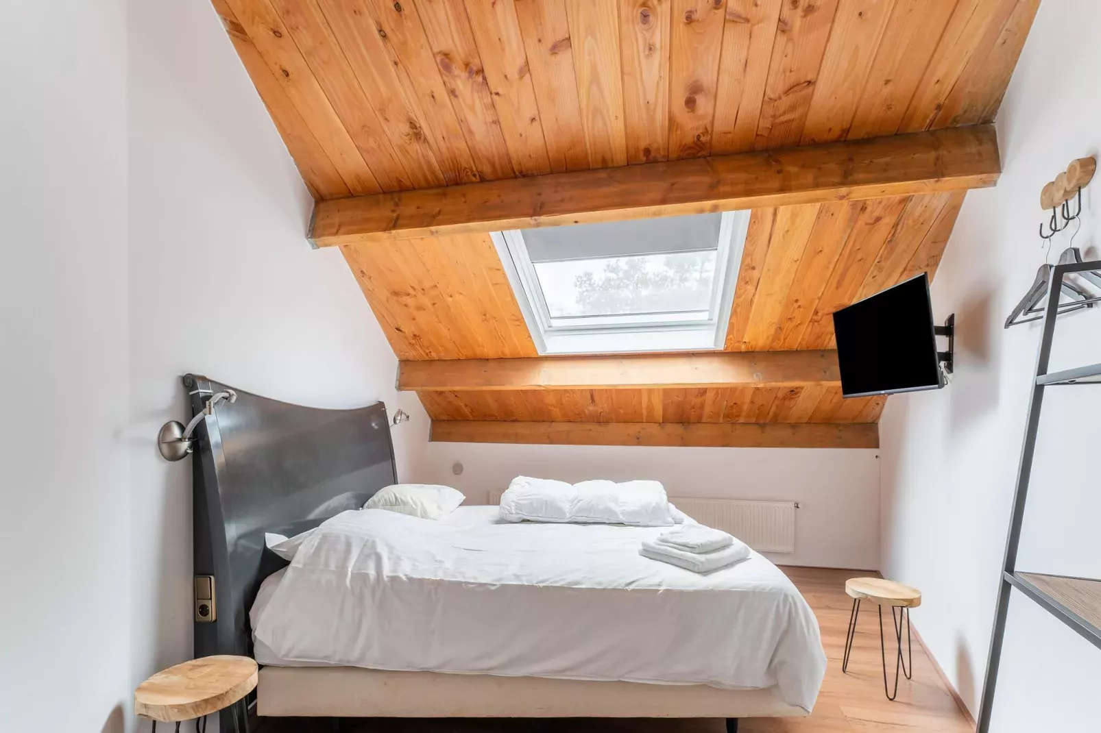 NR 5-Bedroom