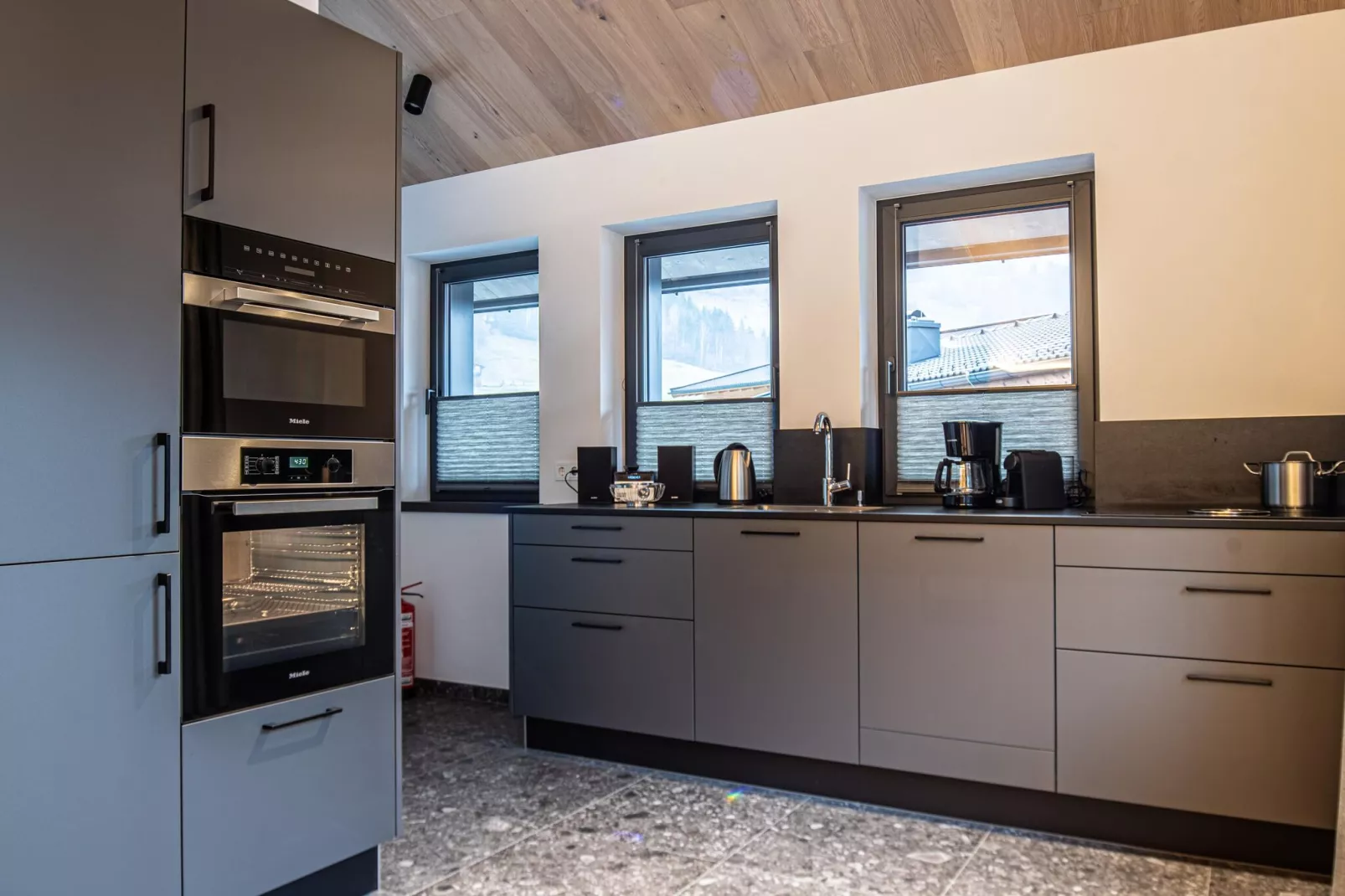 Feriendorf Das Dorf - Steinhaus-Kitchen