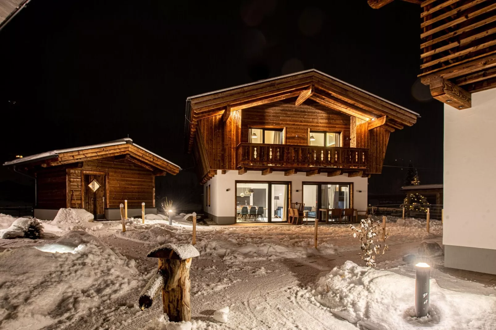Feriendorf Das Dorf - Scheune/Badhaus-Exterior winter