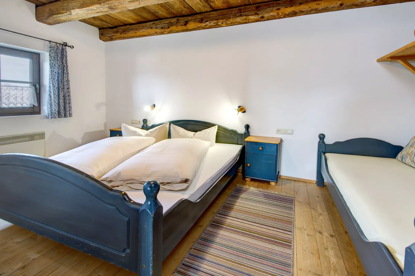 Almdorf Hochlienz - Alm 20 - 4 Personen-Schlafzimmer