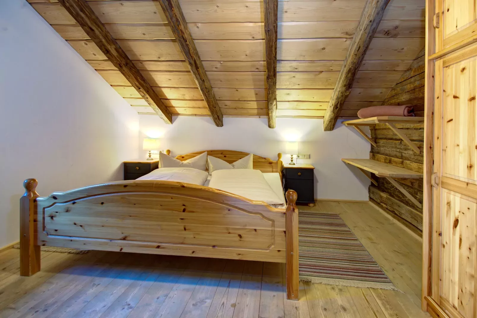 Almdorf Hochlienz - Alm 40 - 6 Personen-Schlafzimmer