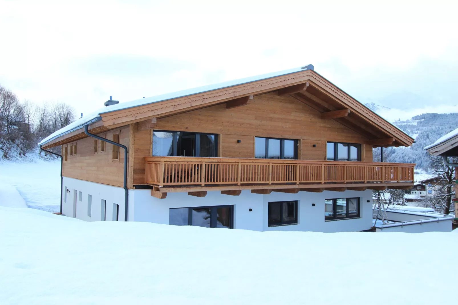 Edith-Exterior winter