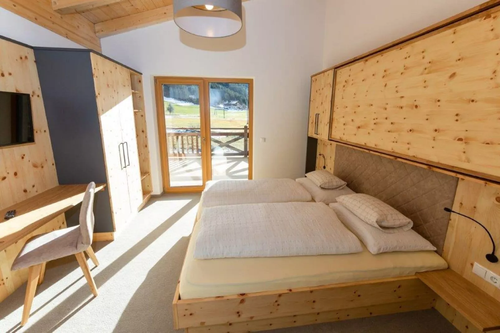 JUCHE FEWO - TAPPENKARSEE - Haus grün-Schlafzimmer