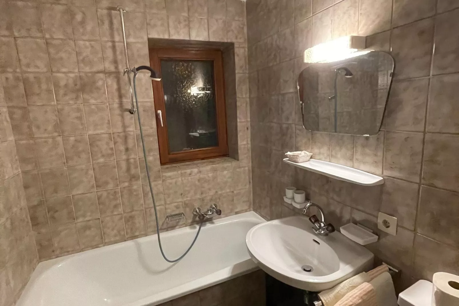 Lechner Arnika-Bathroom
