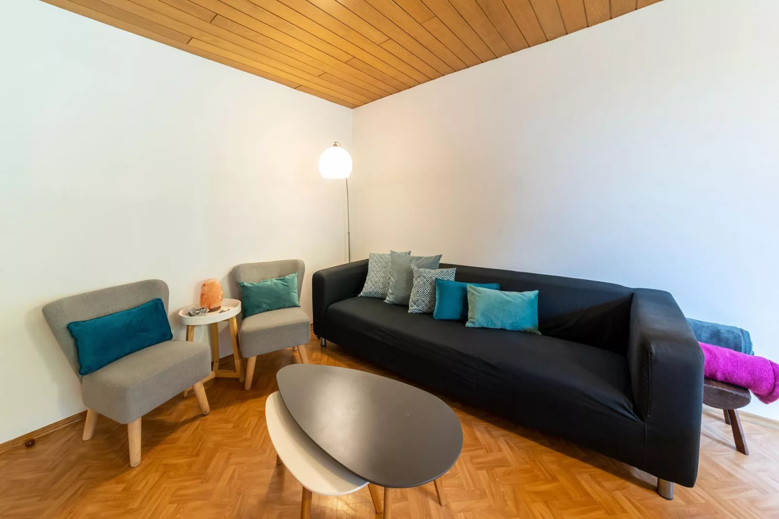 Haus Hunnenberg-Living room