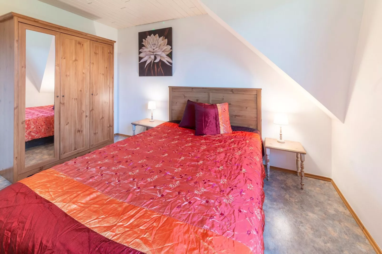 Haus Hunnenberg-Bedroom