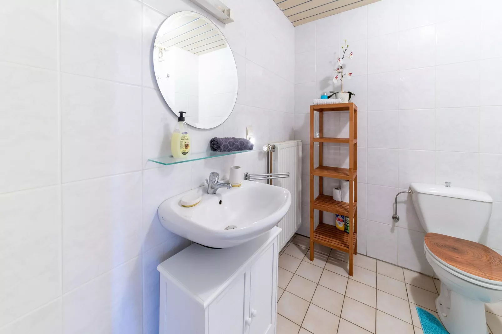 Haus Hunnenberg-Bathroom