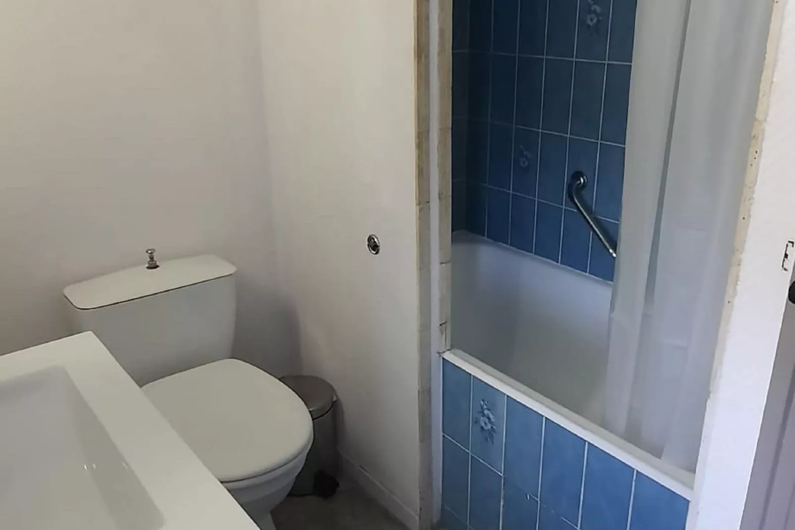 Domaine Le Ry d'Ave-Bathroom