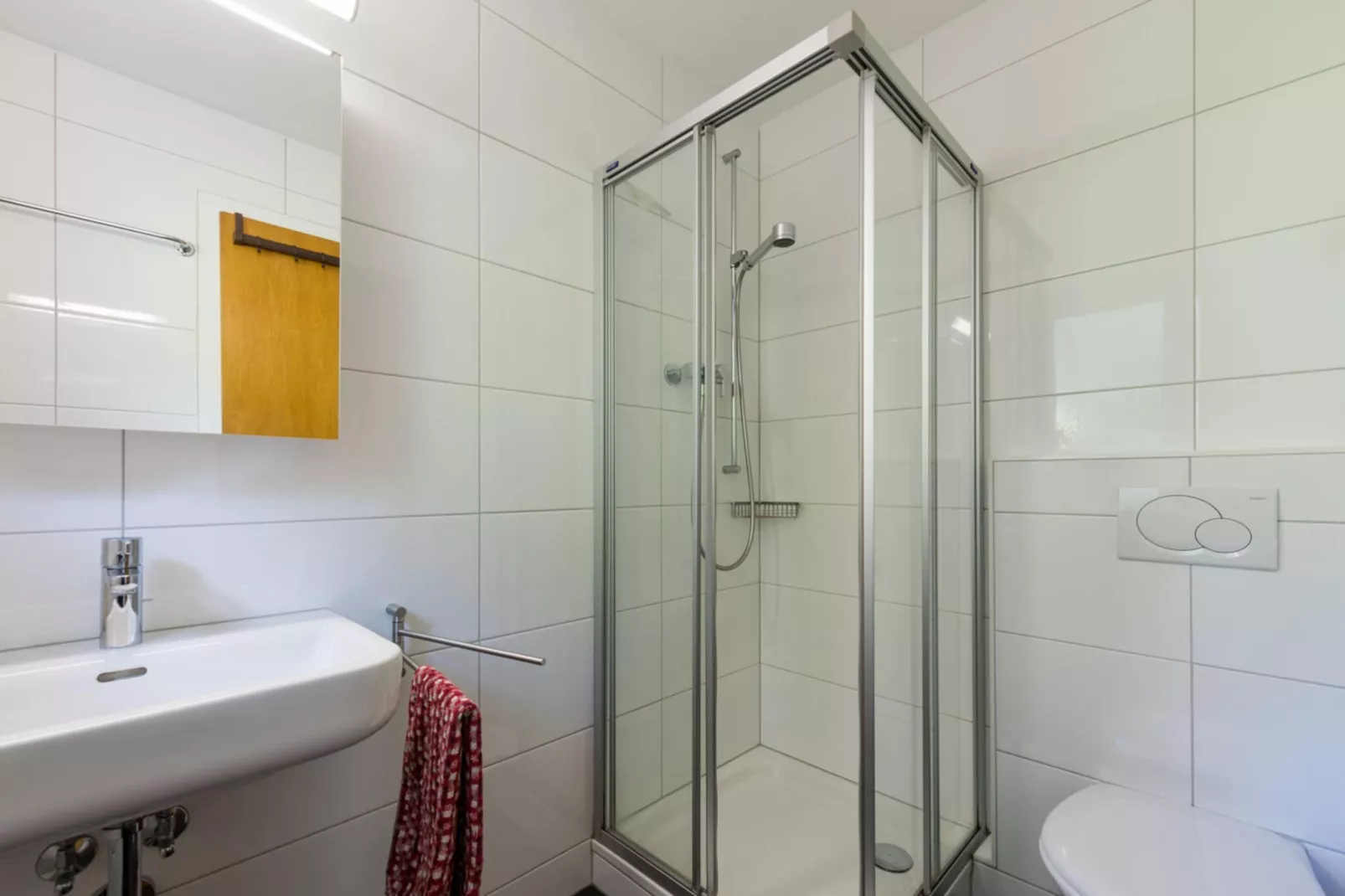 Chalet Jewel Triplex-Bathroom