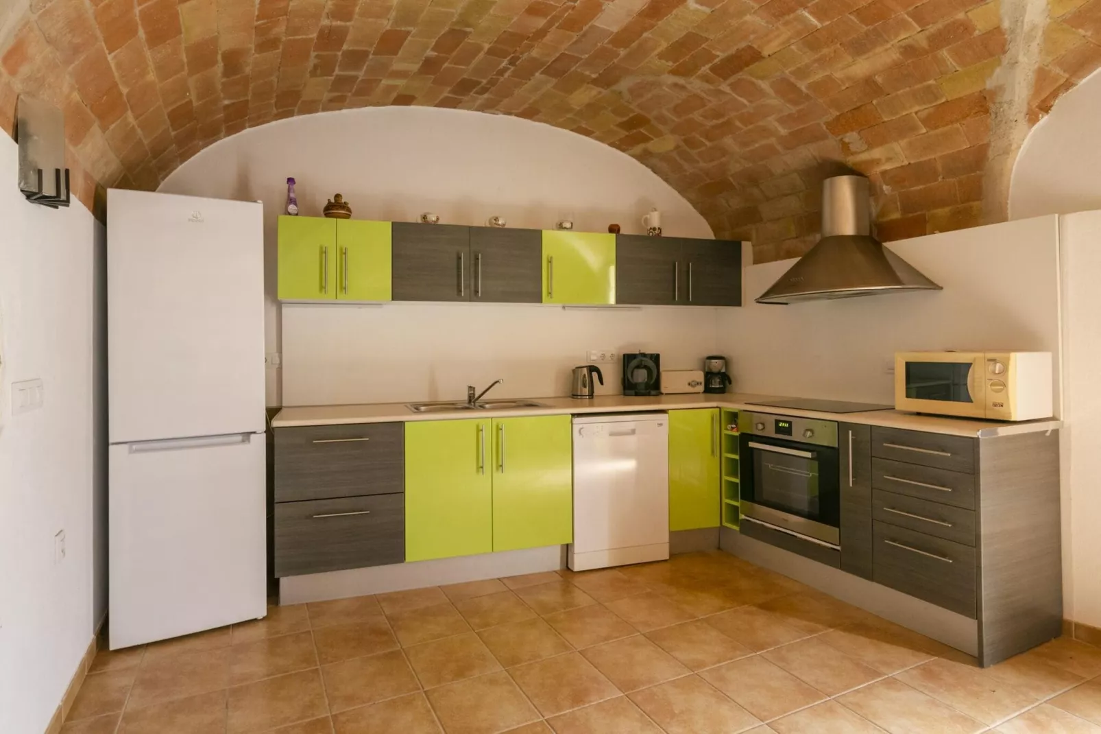 Casa Can Pitchio-Kitchen