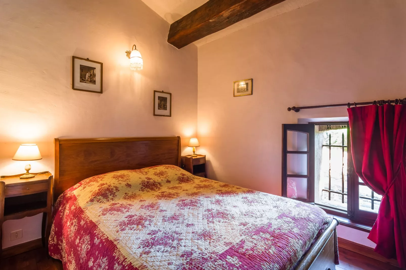 Le Mas du Goïo-Bedroom