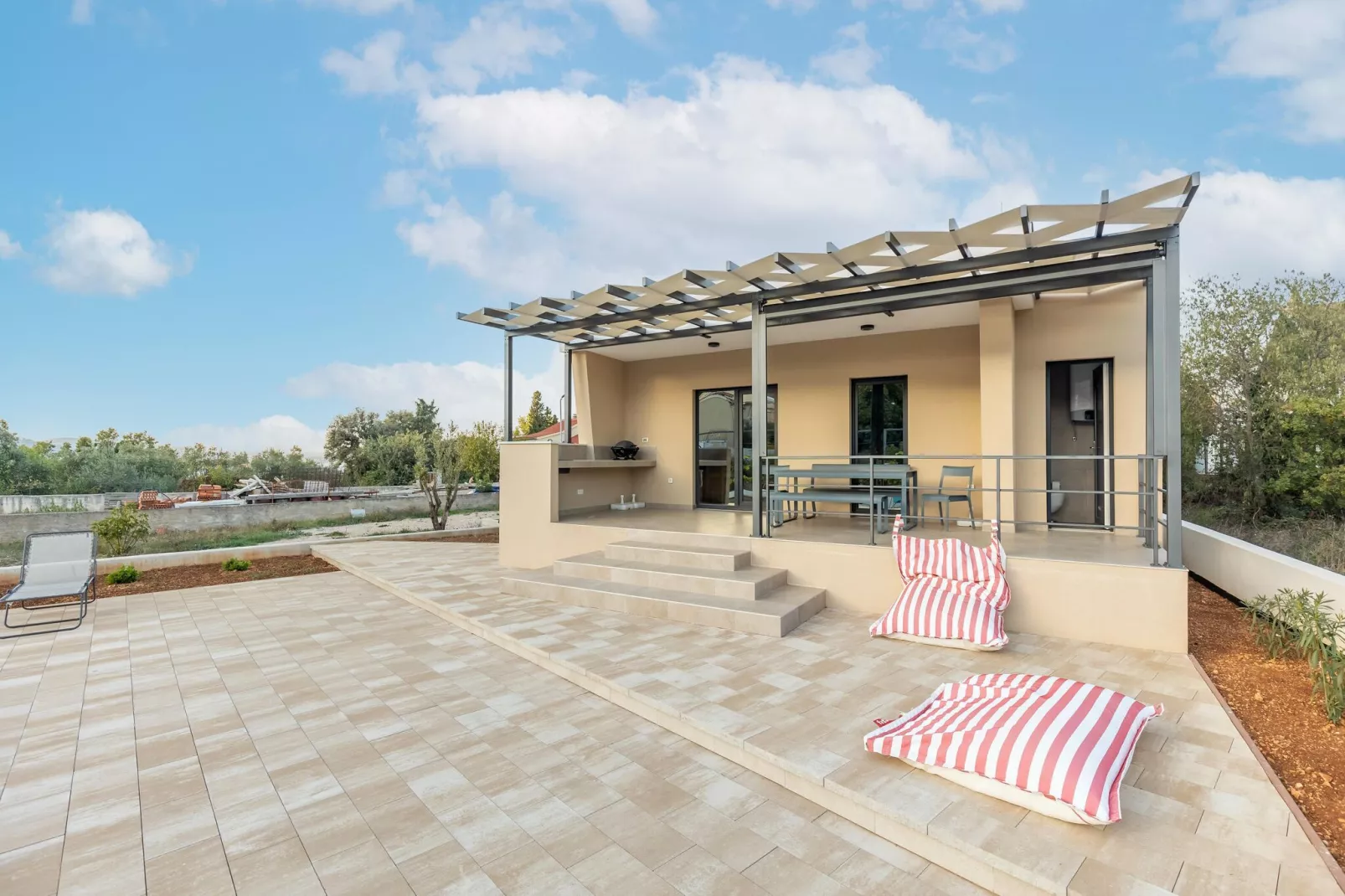 Holiday Home in Bilice with Pool - Exterior in summer