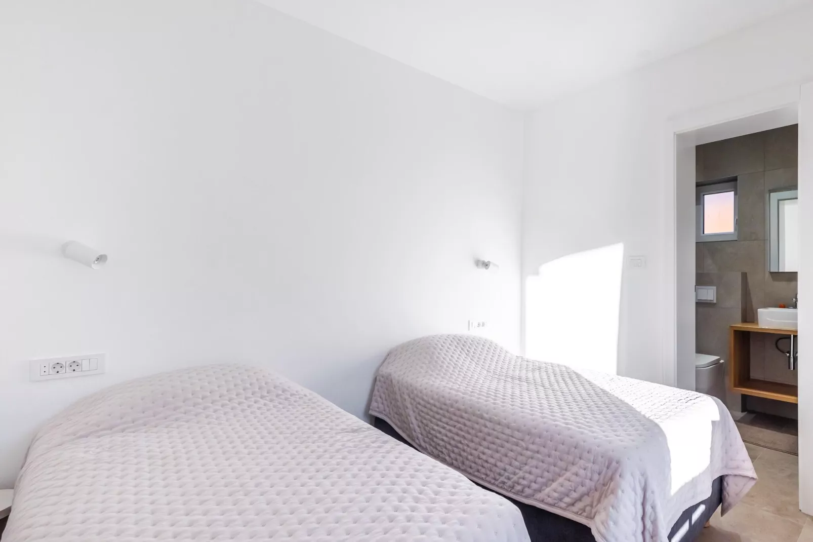 Holiday Home in Bilice with Pool - Bedroom