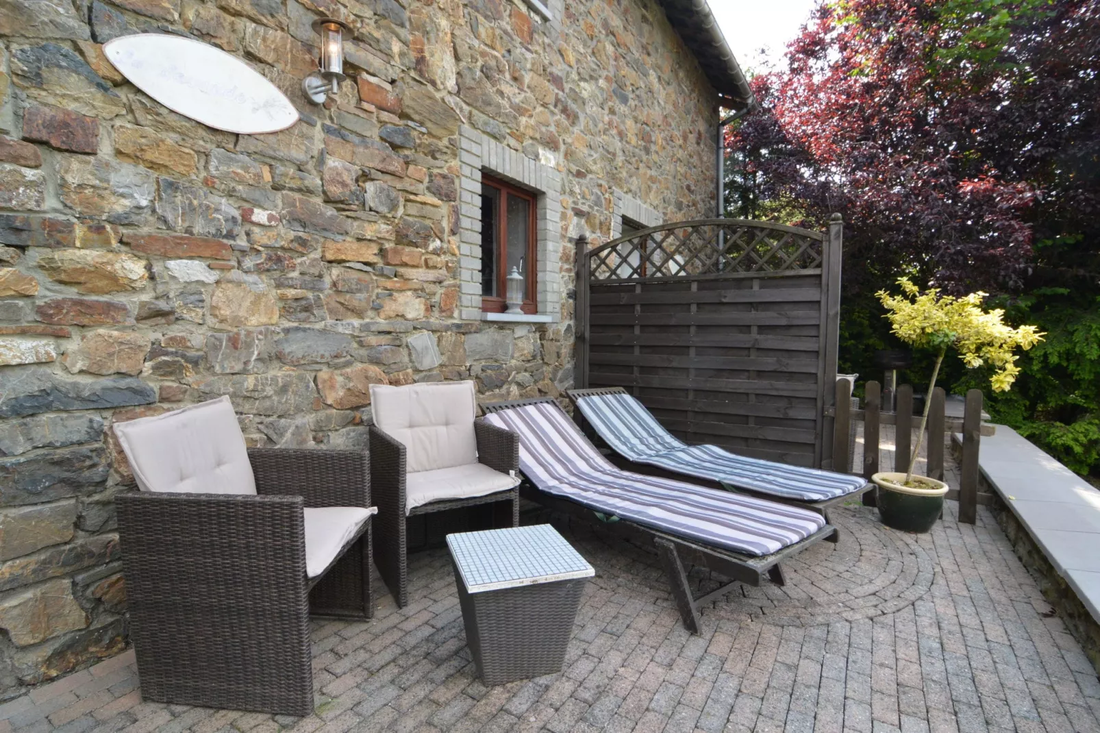 La lavande-Terrace balcony