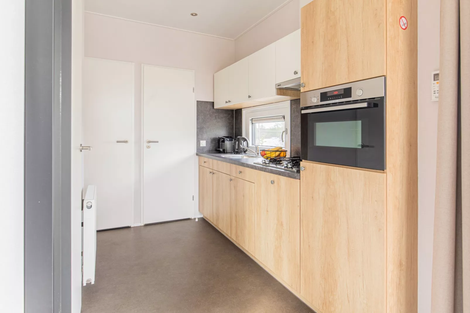 Vakantiepark Leukermeer 10-Kitchen