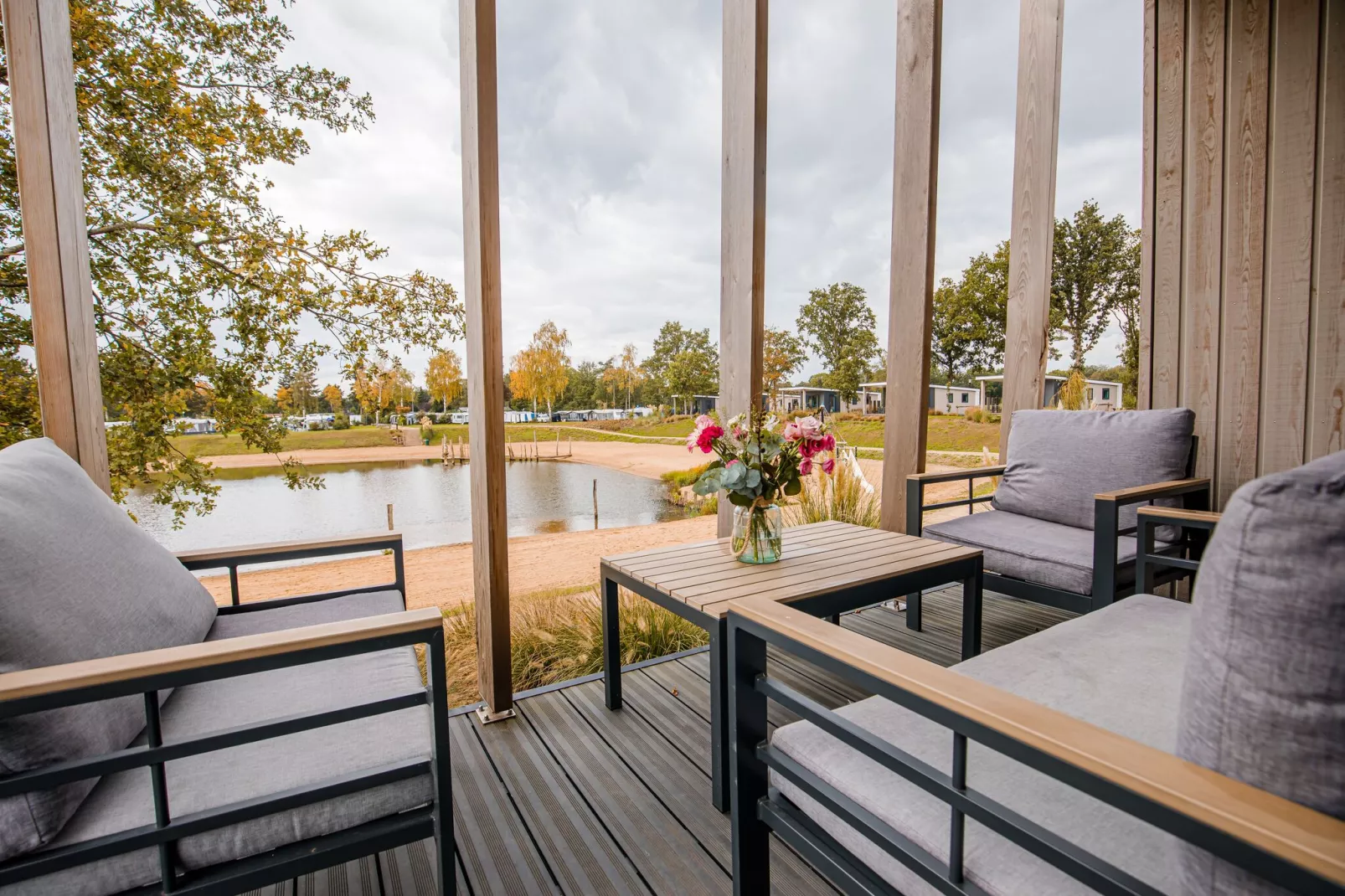 Vakantiepark Leukermeer 10-Terrace balcony