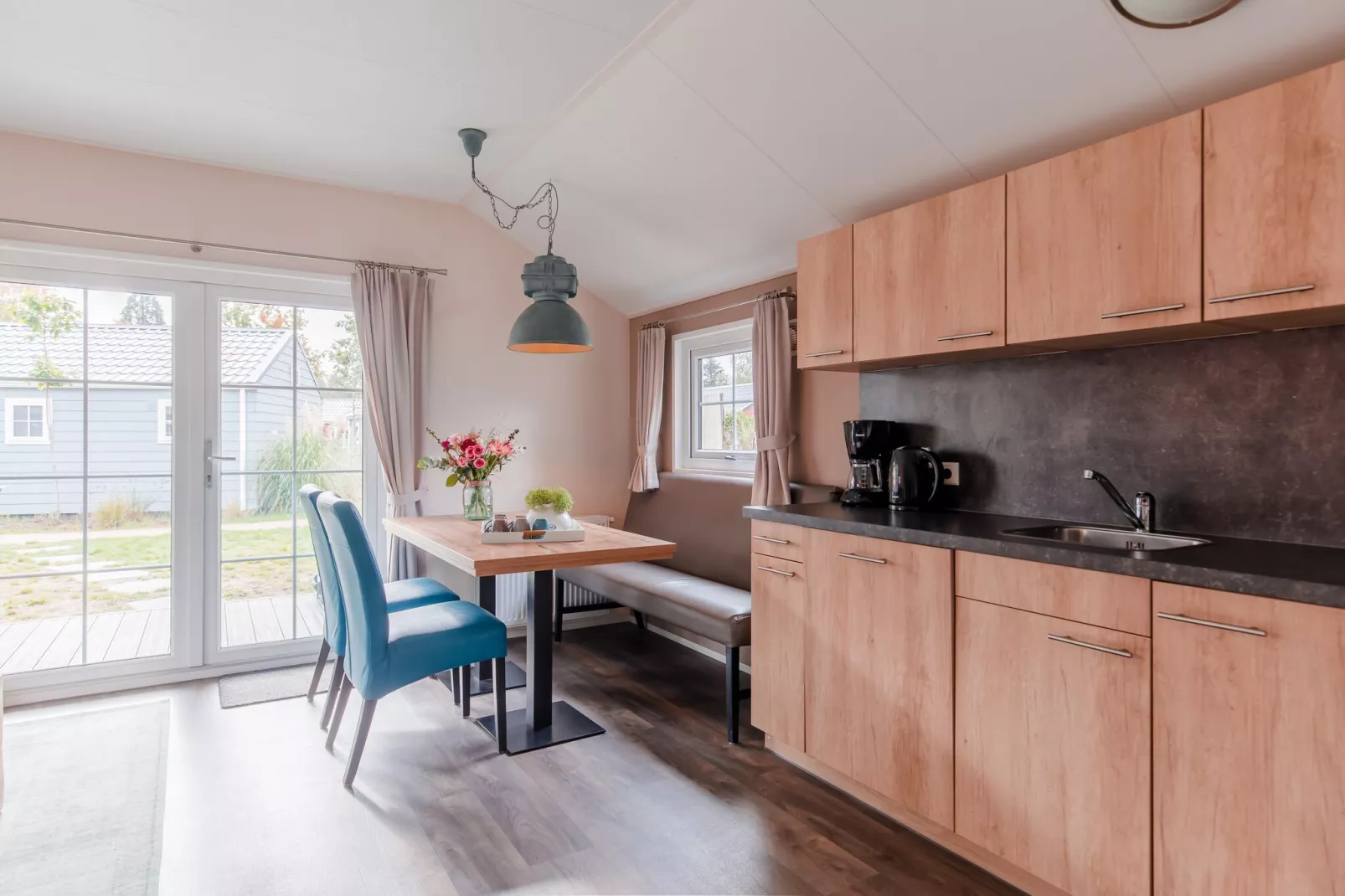 Vakantiepark Leukermeer 11-Kitchen