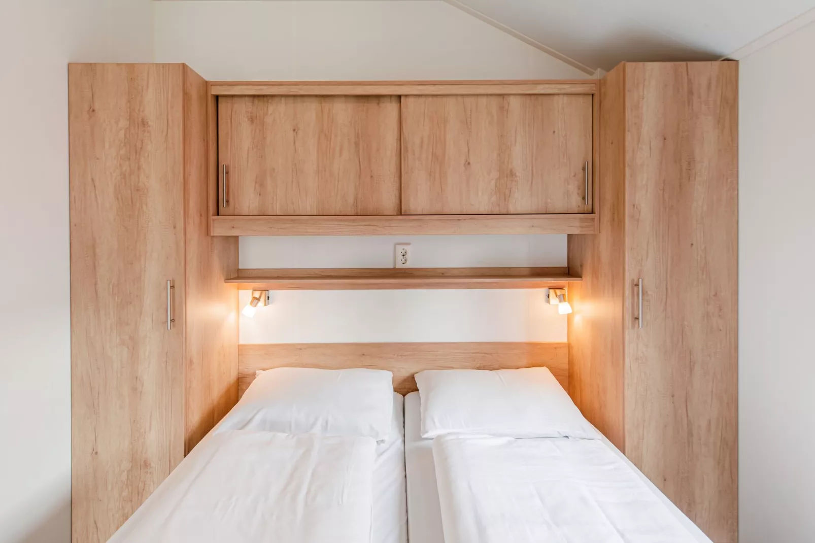 Vakantiepark Leukermeer 11-Bedroom
