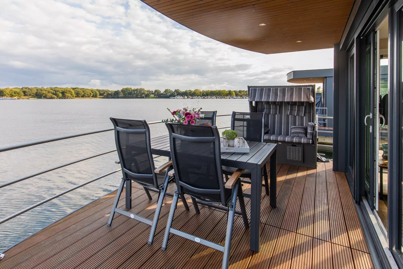 Vakantiepark Leukermeer 9-Terrasse/Balkon