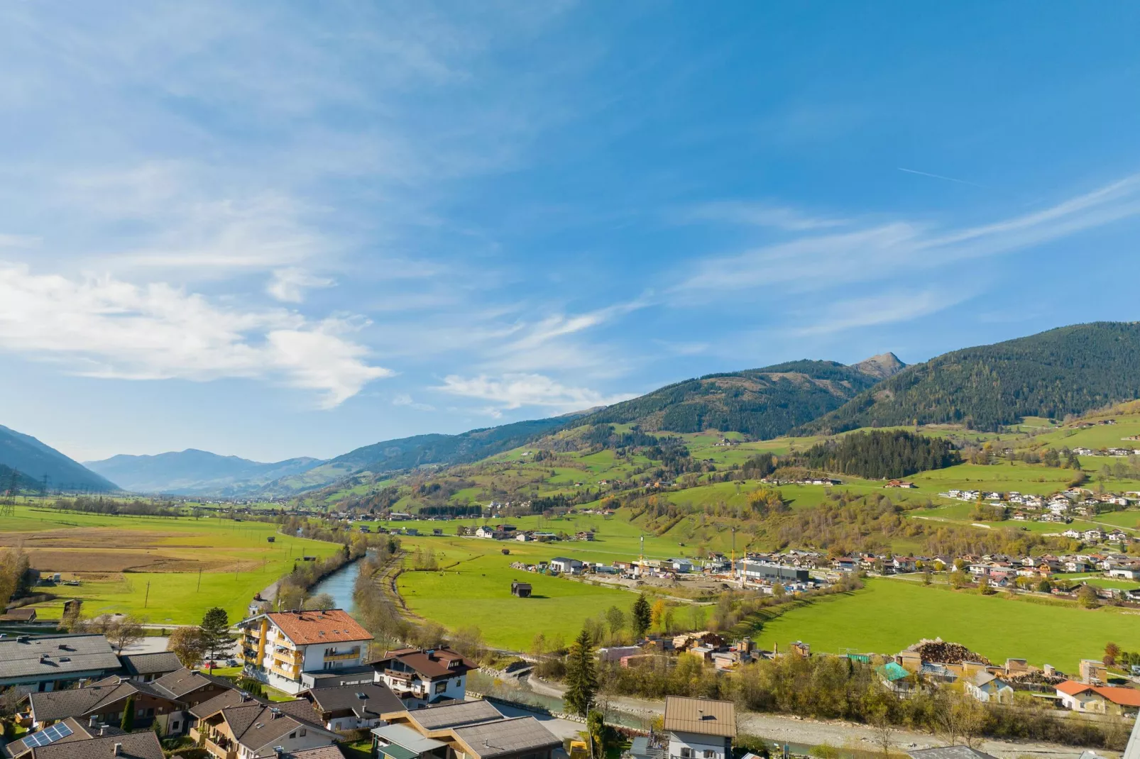 Haus Niedernsill-View summer