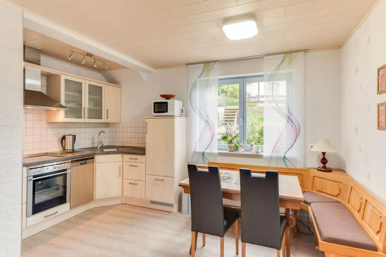 Zum Spitzen Land-Dining room