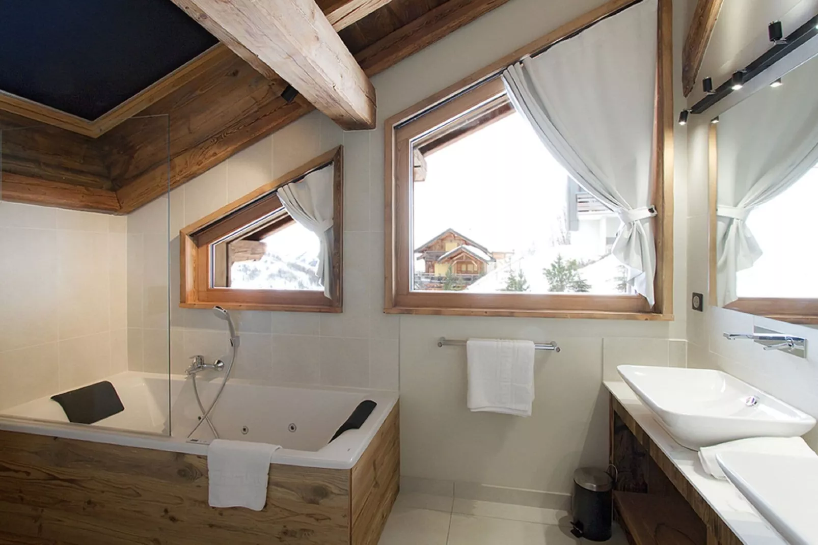 Chalet Le Lys-Bathroom