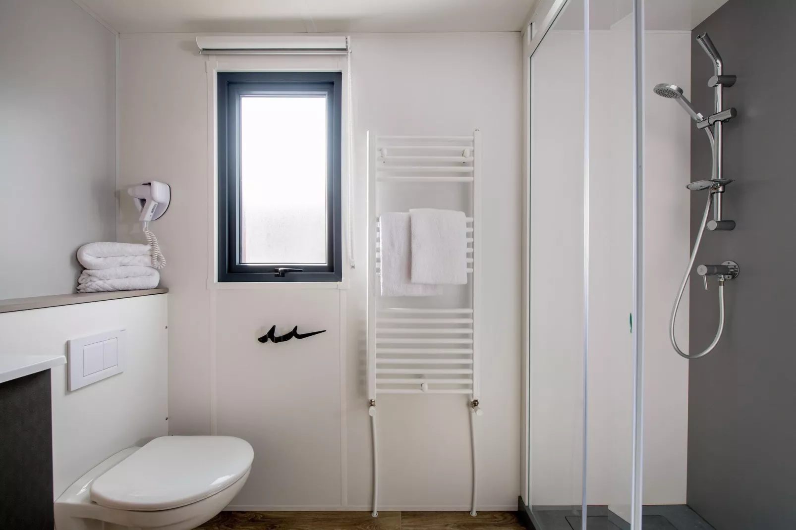 Vakantiepark Eiland van Maurik 7-Badezimmer