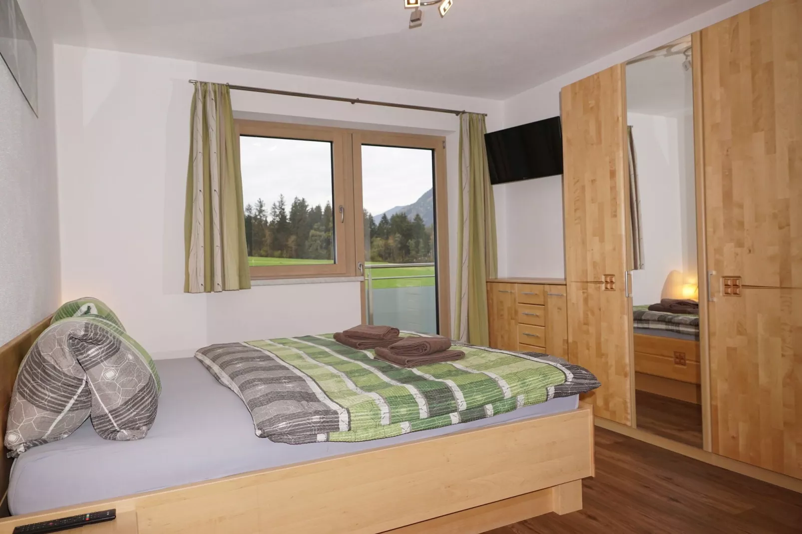 Fewo Luxner-Schlafzimmer