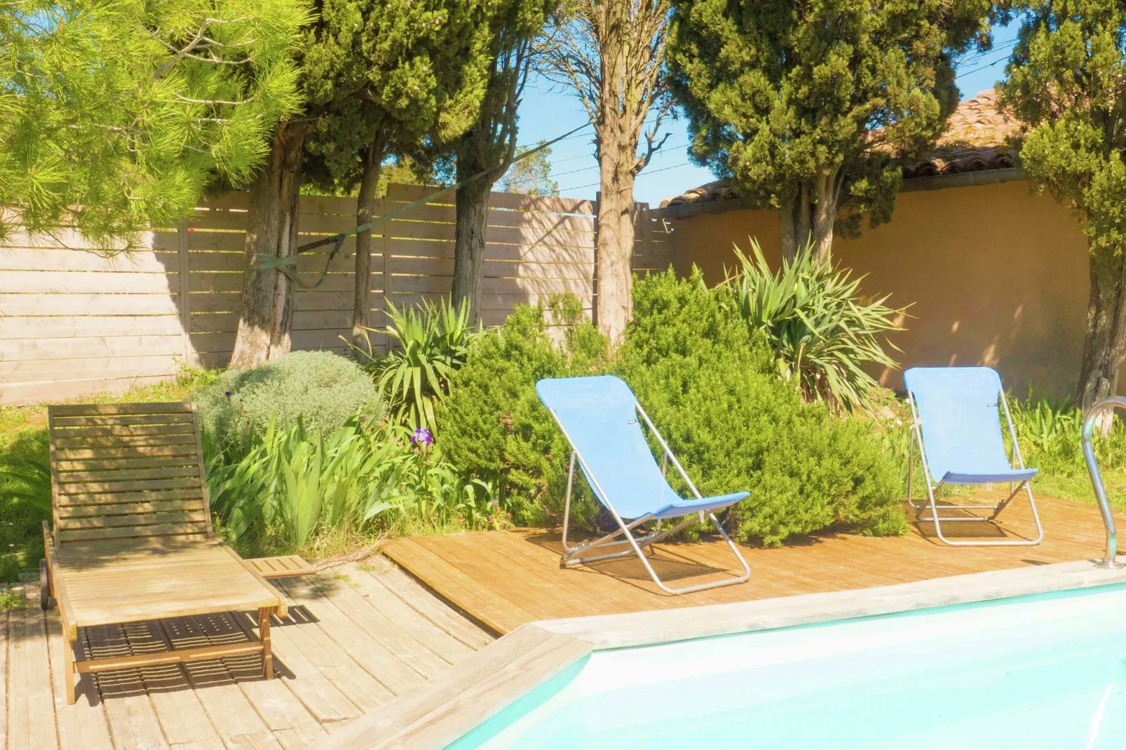 AR19-Pool
