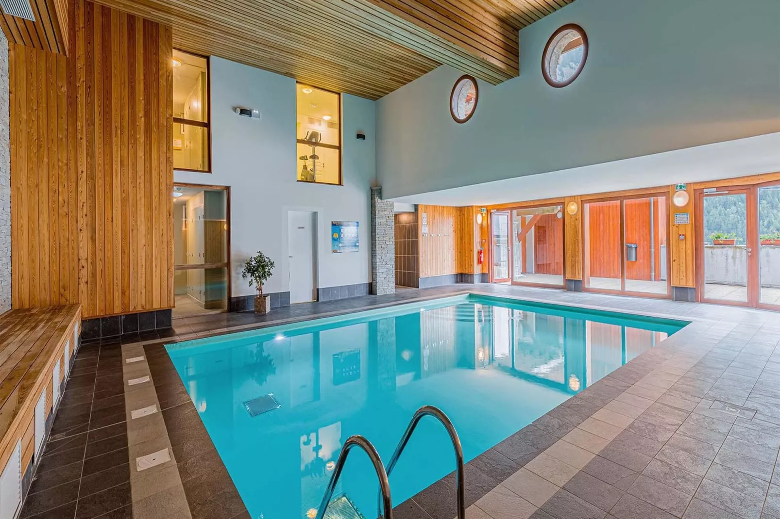 Les Epinettes 5-Pool