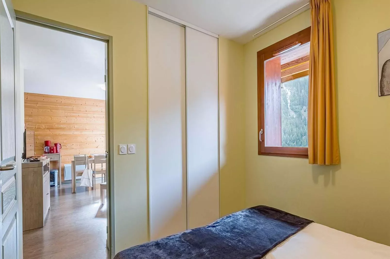 Les Epinettes 7-Bedroom