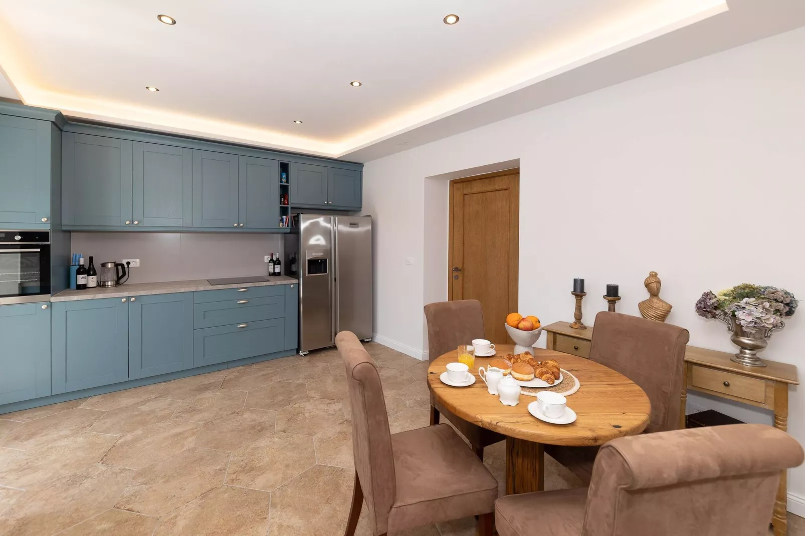 Evini Dvori-Kitchen